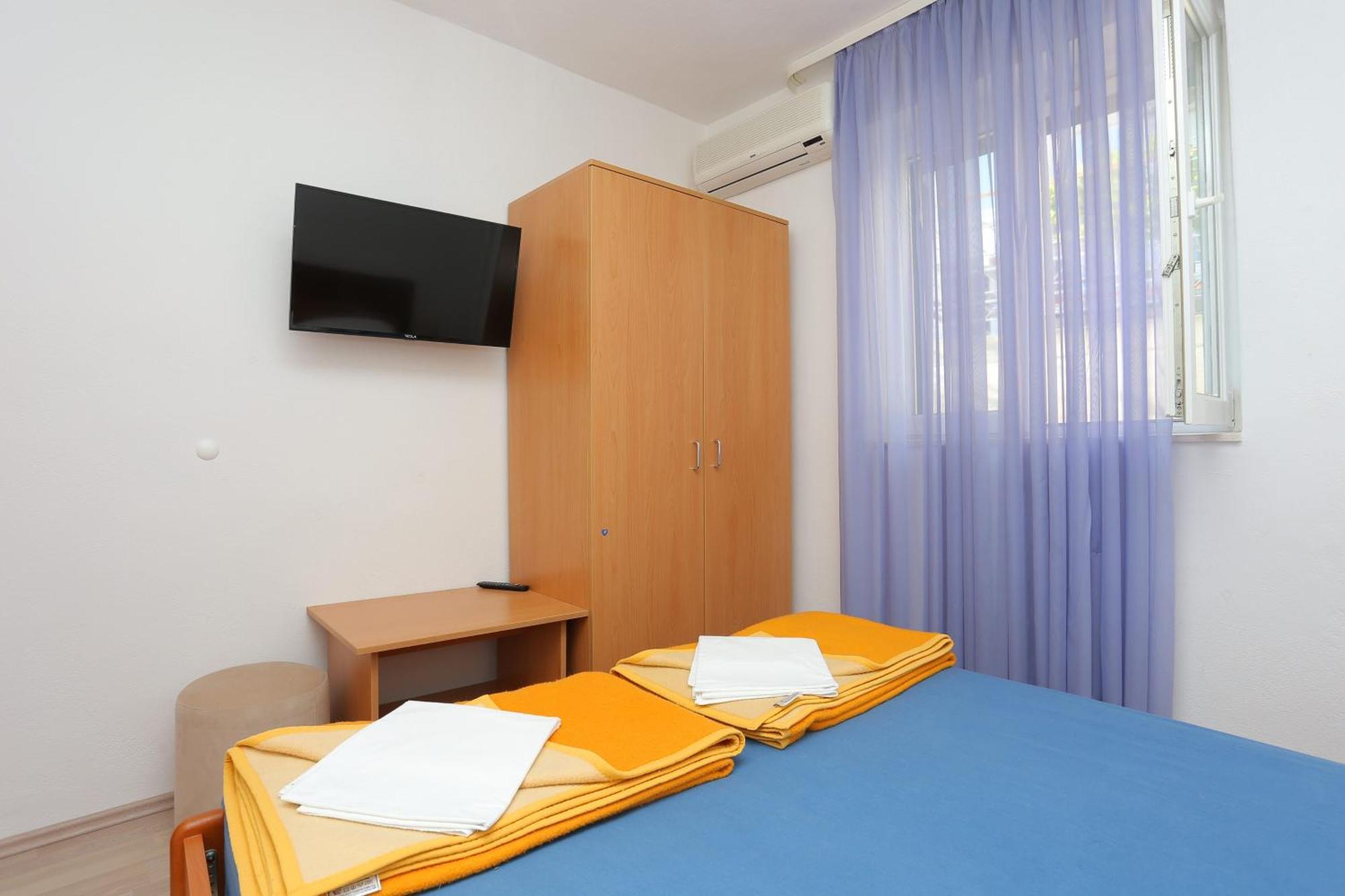 Double Room Tucepi 5263F Экстерьер фото